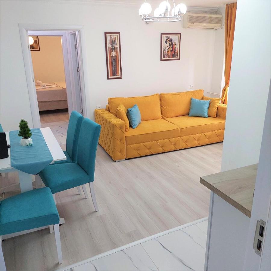 City Lux Square Apartments Üsküp Dış mekan fotoğraf