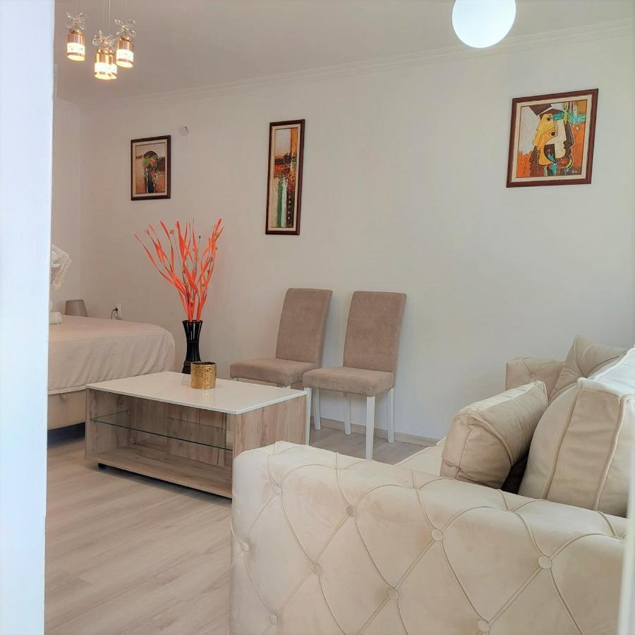 City Lux Square Apartments Üsküp Dış mekan fotoğraf